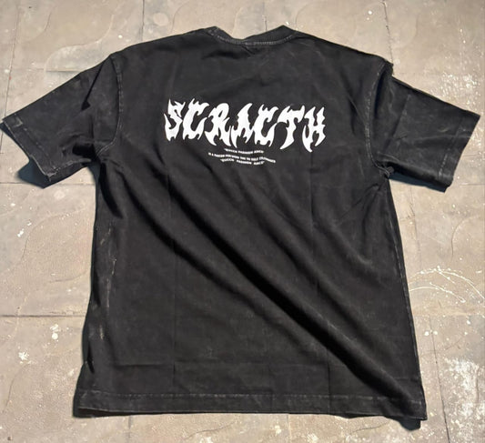 SCRATCH OVERSIZED TSHIRT