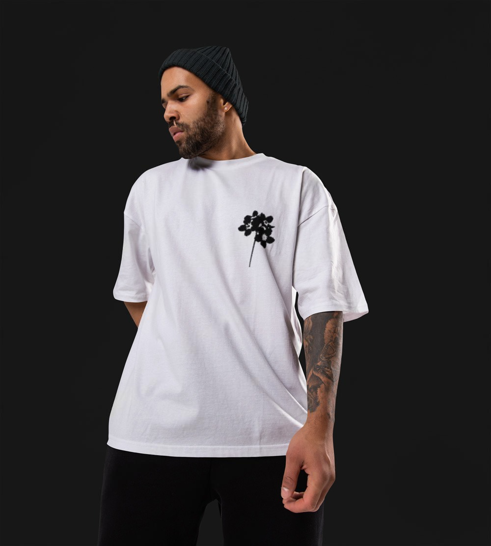 EXPLICT OVERSIZED TSHIRT